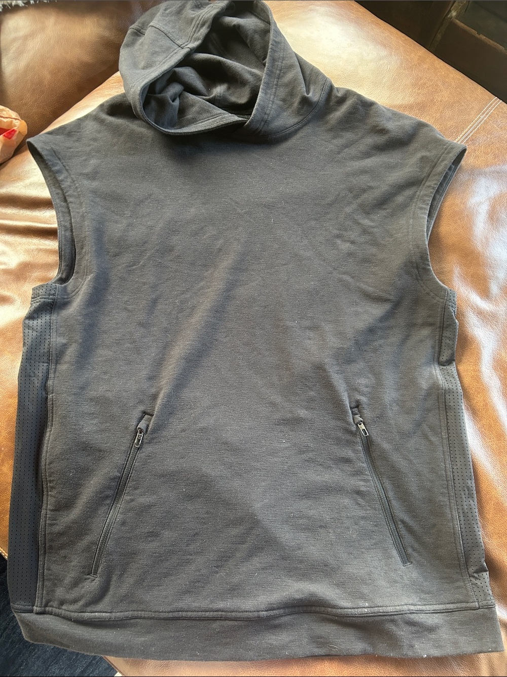 lululemon athletica Black Men's Sleeveless Hoodie Tank with Zip Pocket